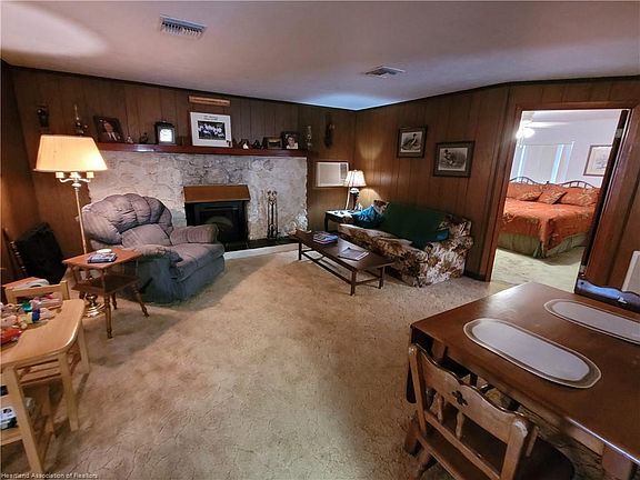 3rd image of 40 Bald Cypress St