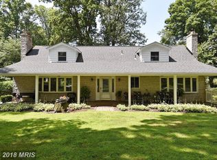 28812 Greenberry Dr, Gaithersburg, MD 20882