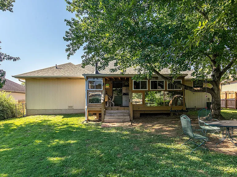 3957 W Wayland St — Photo 6
