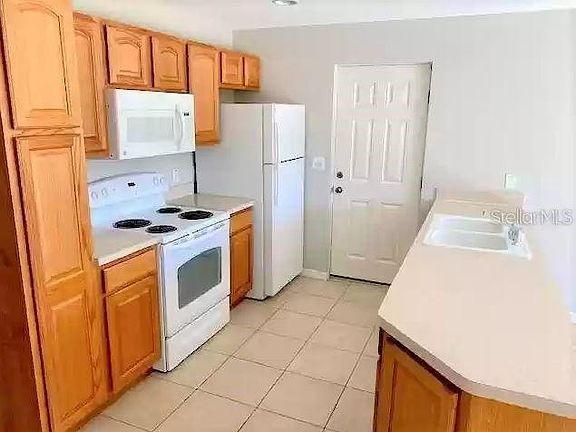 4th image of 61 Bougainvillea Dr #A