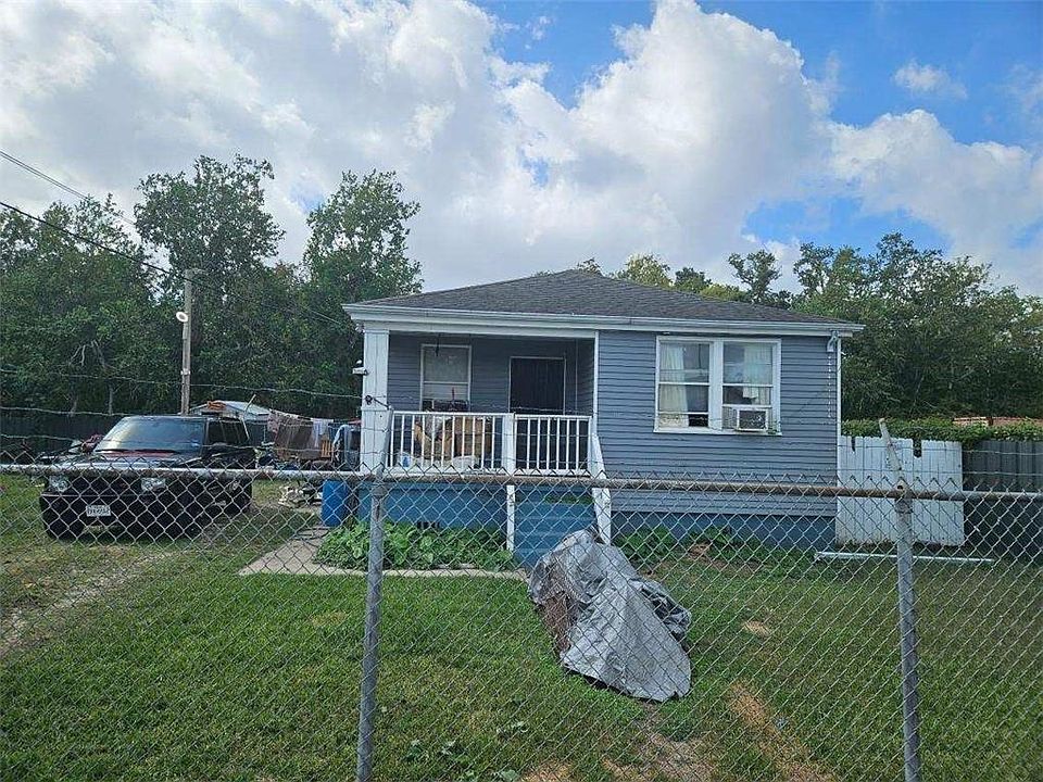1st image of 8016 W Little Woods Dr