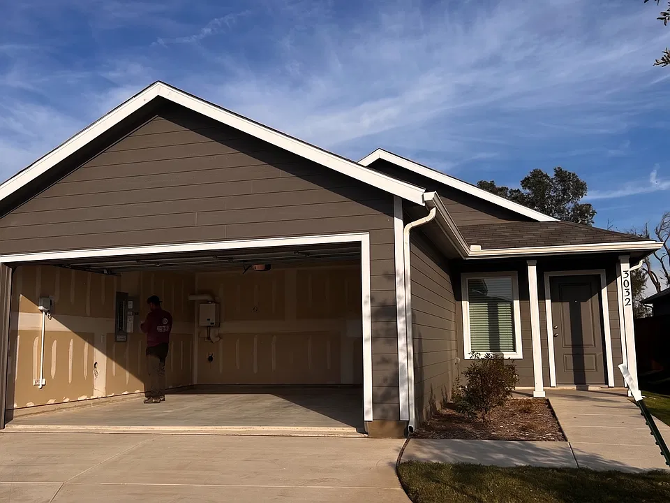 3032 Campeiro Ave