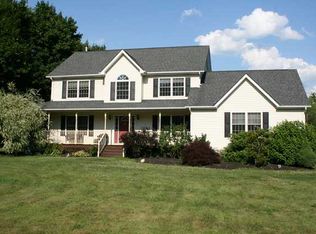 24 Blossom Ln, Shawangunk, NY 12589