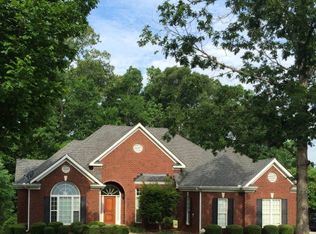 612 Chesterfield Rd, Bogart, GA 30622