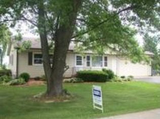 519 E Pleasant Ave, Sandwich, IL 60548