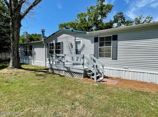 709 Cedar Ct, Hampstead, NC 28443