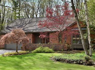 32872 Outland Trl, Bingham Farms, MI