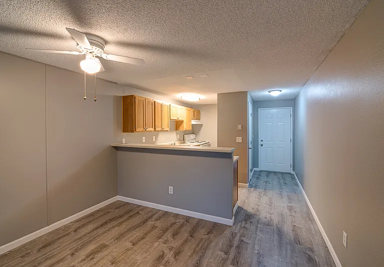 17302 10th Ave S #B6 — Photo 7