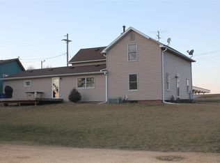 1202 1st St, Orion, IL 61273