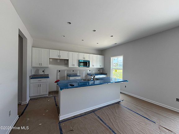5th image of 45 Fiddleneck Court