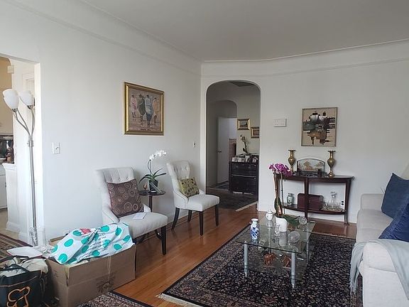 3rd image of 3091 47th St #2