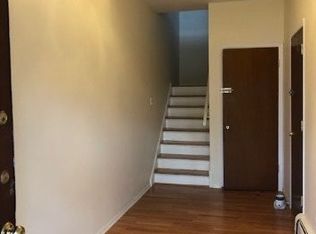 15161 21st Ave, Flushing, NY 11357