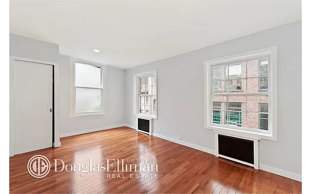 Rented by Douglas Elliman | media 21