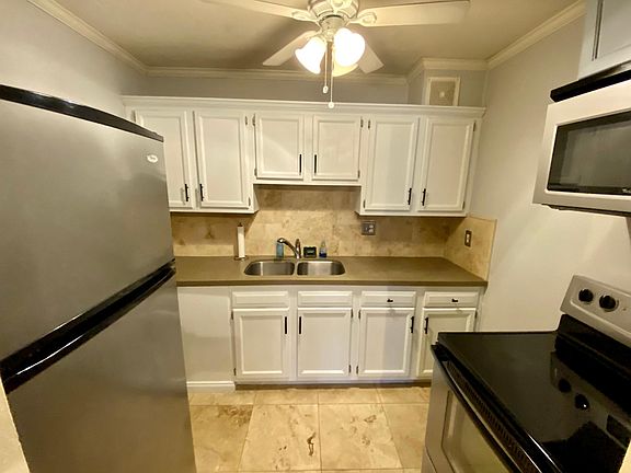 2nd image of 405 Dunwoody St APT 17