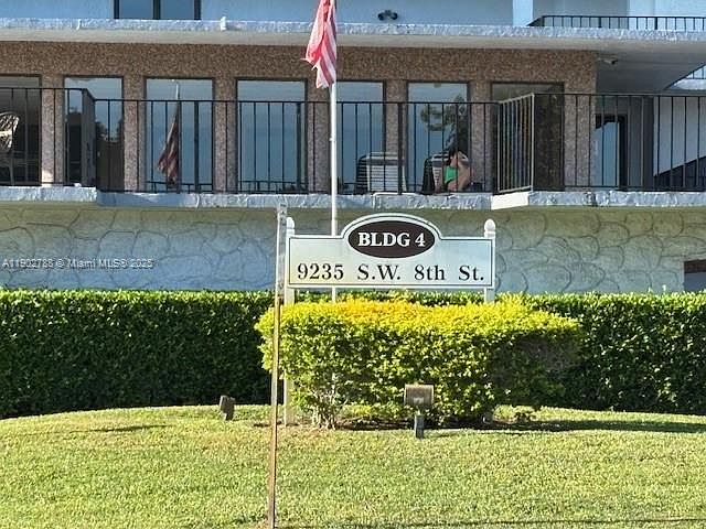 9235 SW 8th St APT 510