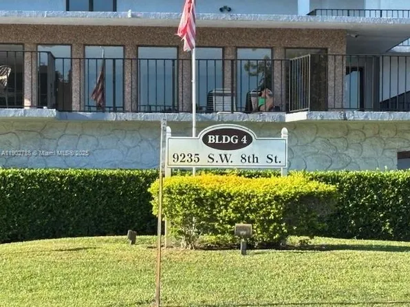 9235 SW 8th St APT 510, Boca Raton, FL 33428