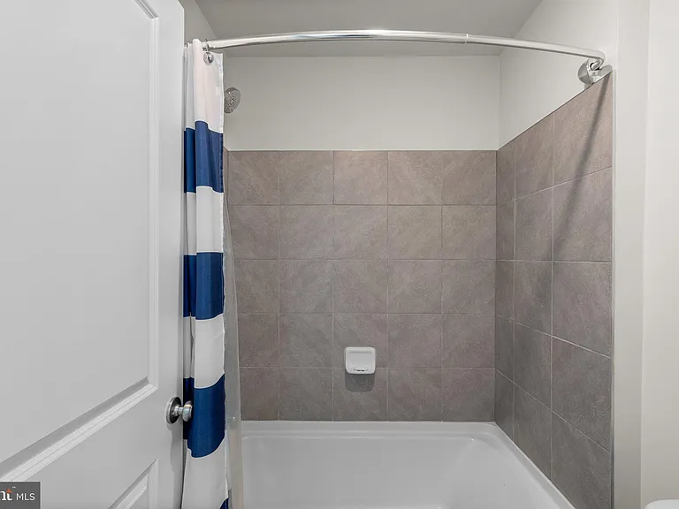 1801 Rankokus Dr — Photo 30