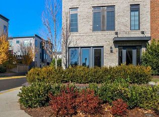 23110 Lavallette Sq, Ashburn, VA 20148