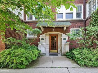 1002 Washington St APT 1, Evanston, IL 60202