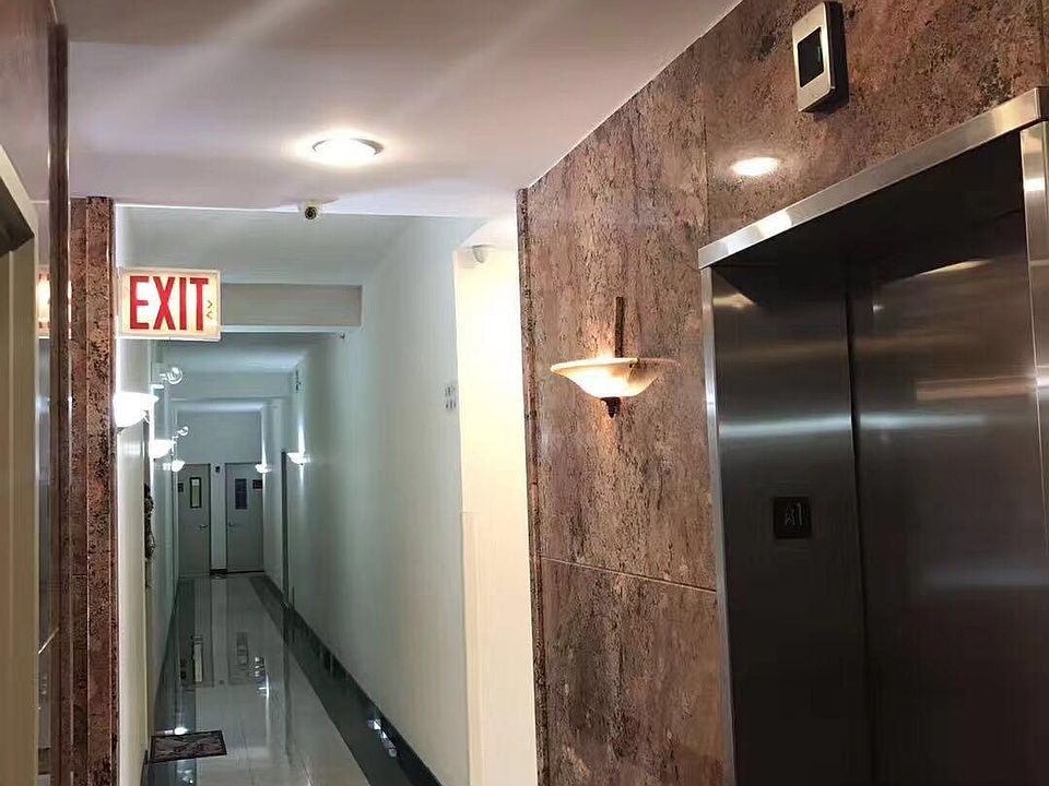 2nd image of 3811 108th St APT 4B