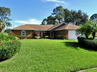 373 NW Aurora St, Port Saint Lucie, FL 34983