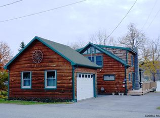 34 Cottage Rd, Ticonderoga, NY 12883