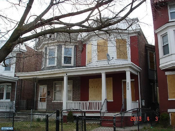 1st image of 220 N Broom St