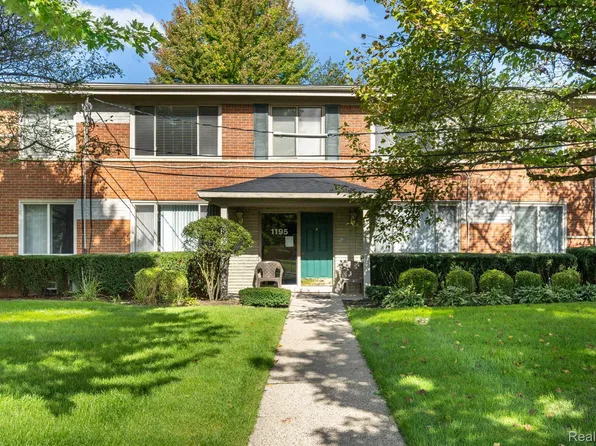 1195 Derby Rd APT 5, Birmingham, MI 48009