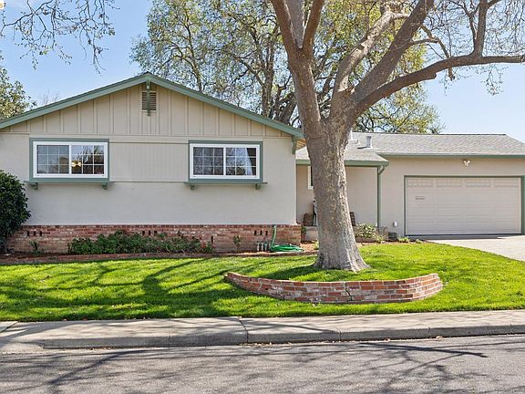 3rd image of 3994 Newcastle Rd