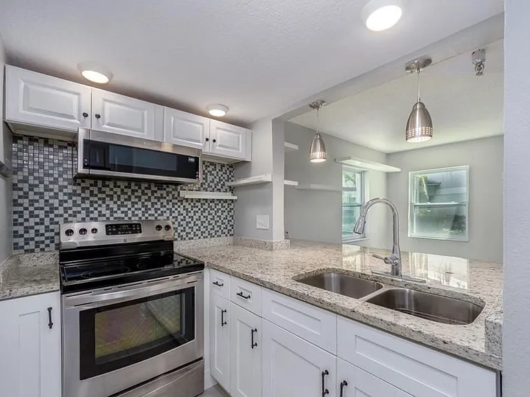 7246 E Bank Dr — Photo 5