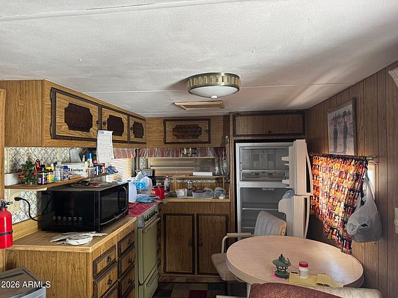 3rd image of 408 E PALO VERDE Lane