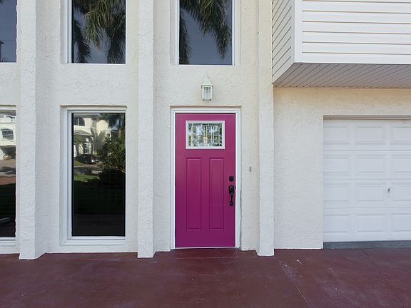4th image of 909 Prescott St