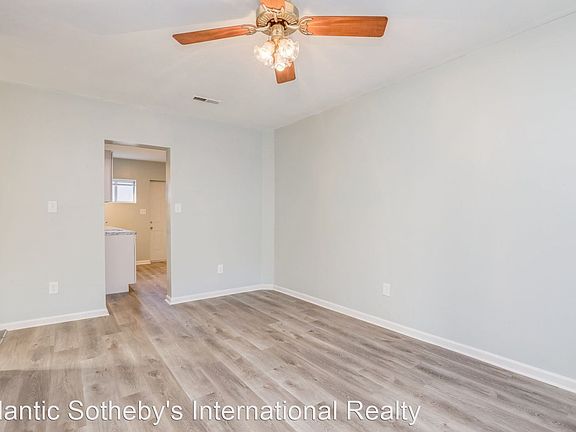 5th image of 1447 W 40th St APT A