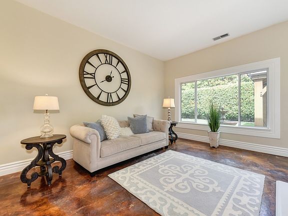 5th image of 4721 Grenada Ct