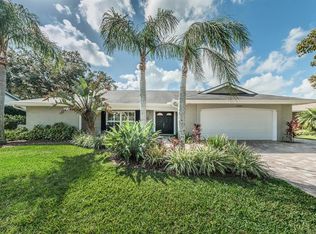 1207 Royal Oak Dr, Dunedin, FL 34698