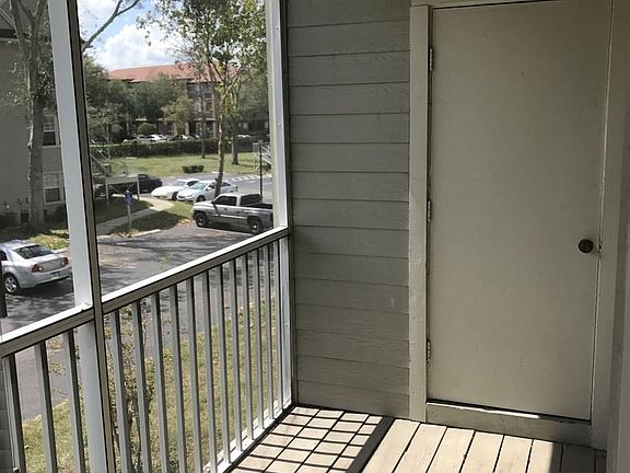 5th image of 6142 Westgate Dr APT 202