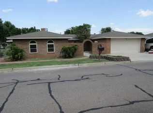 1012 28th St, Woodward, OK 73801