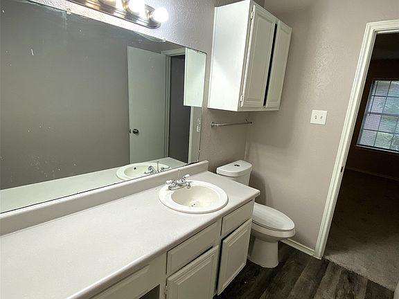 5th image of 2908 Nelson Dr