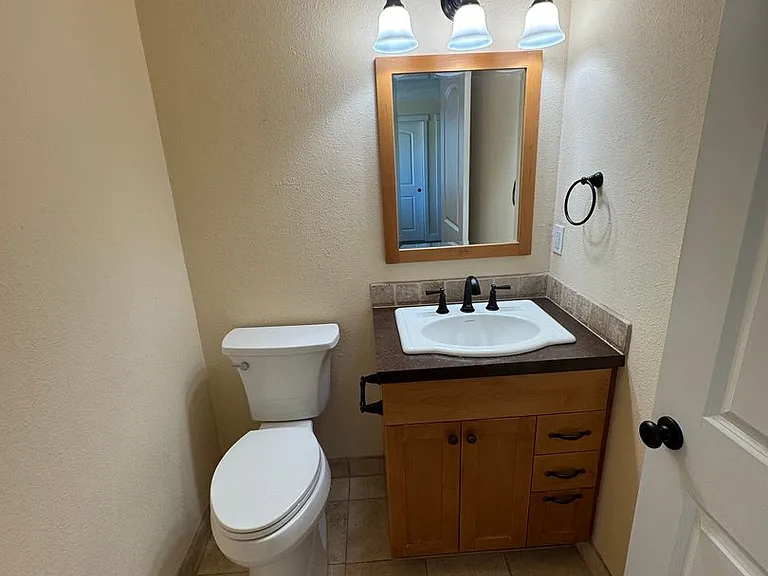 2850 Newton Pl — Photo 13