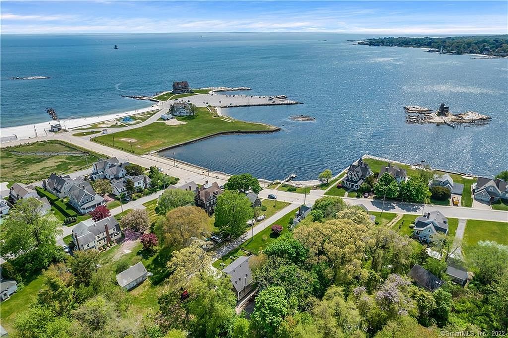 20 Island Ave, Groton, CT 06340 Zillow