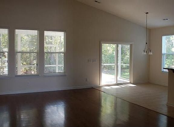 Great Room, Breakfast Area and Screened Porch Sliding Door