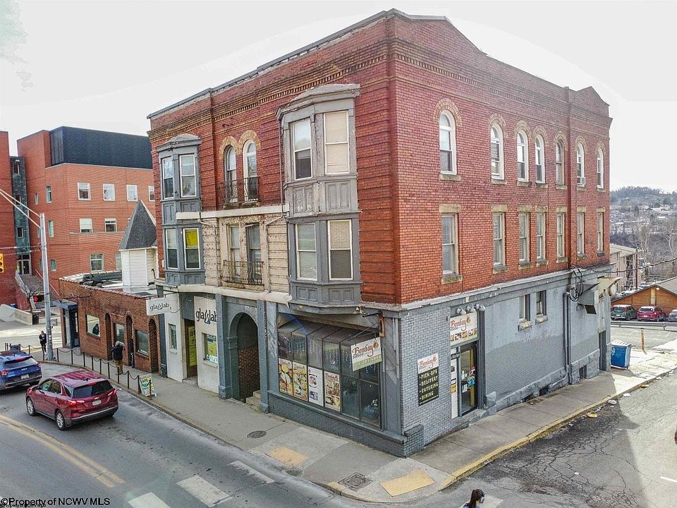 1st image of 2009 University Ave