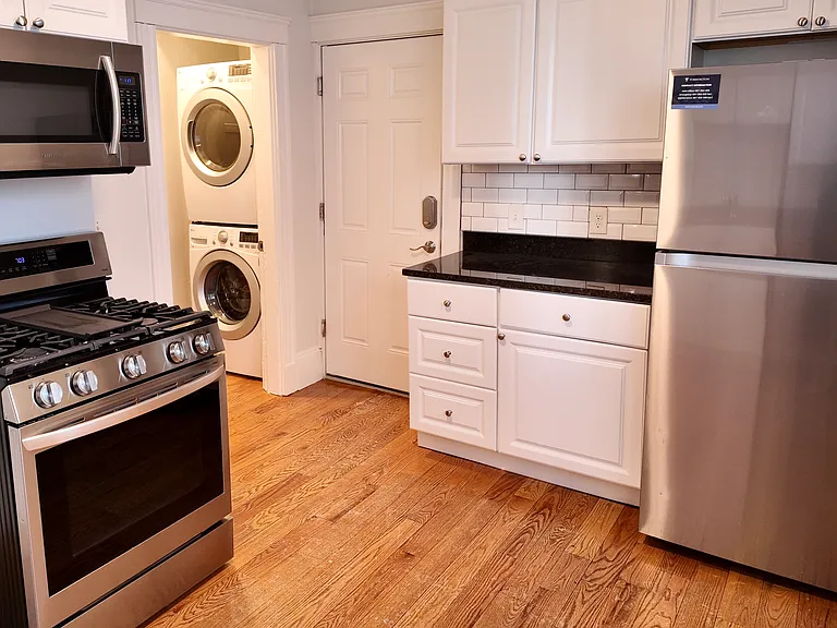 88 Hampshire St #1 — Photo 2