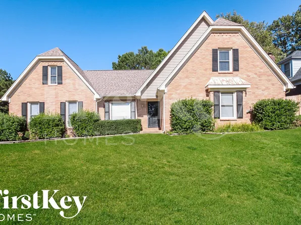 2672 Morning Woods Dr, Cordova, TN 38016