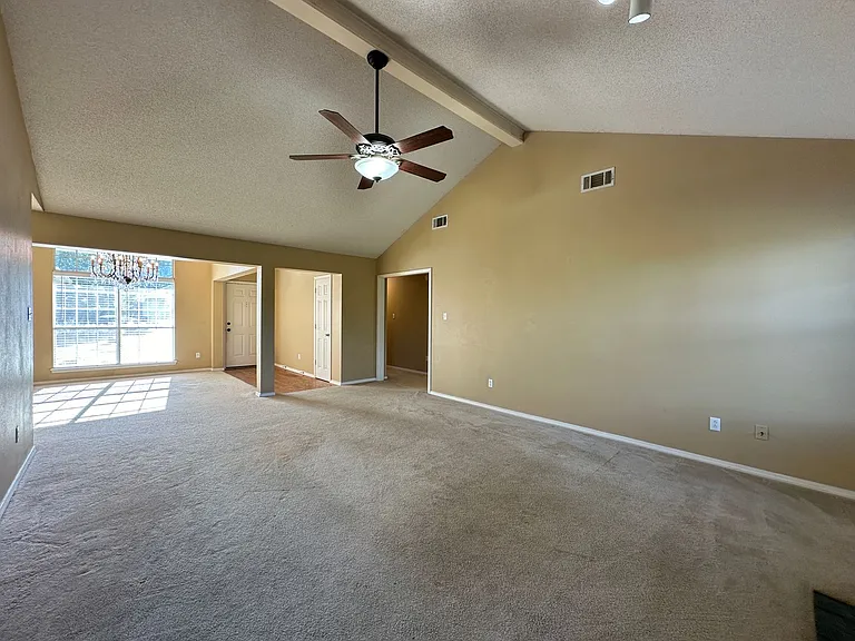 2713 S 87th Dr — Photo 7