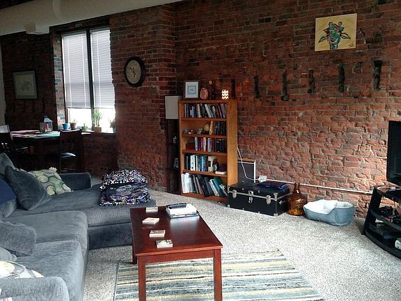 2nd image of 1235 W 6th St APT 4E