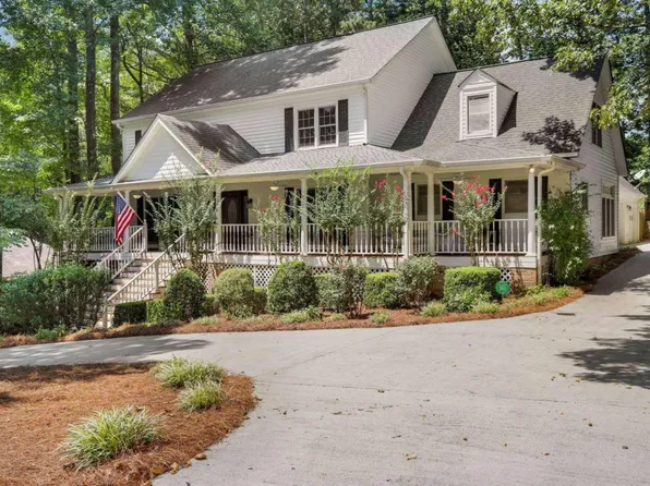 525 Longview Dr, Norcross, GA 30071