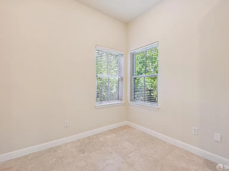 435 Sheridan Ave #201 — Photo 28
