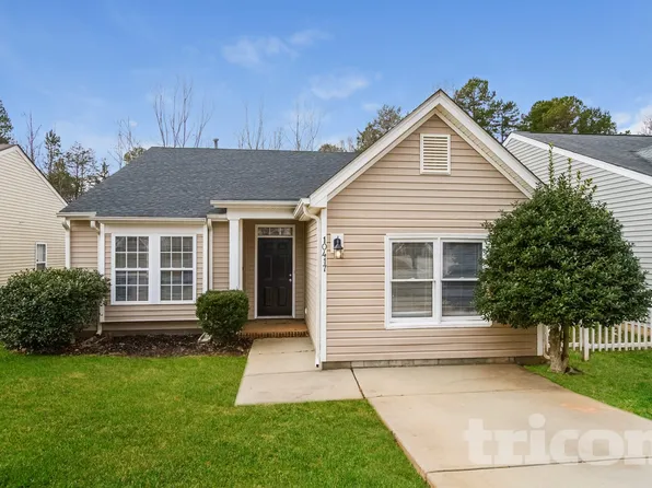 10417 Hugue Way, Charlotte, NC 28214