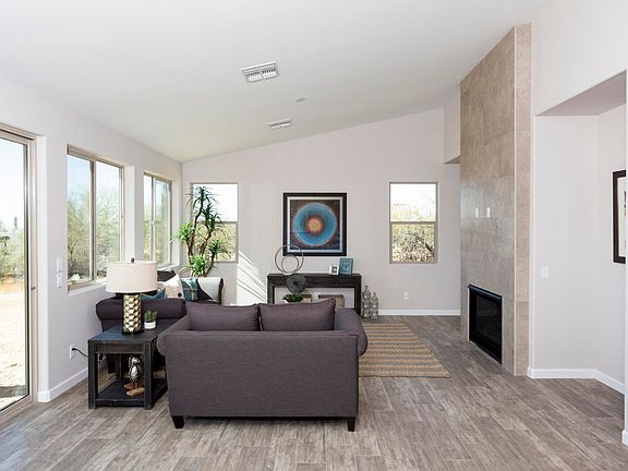 4th image of 6139 E Dixileta Dr